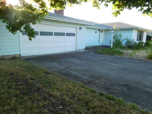 1450 S 9th StLebanon, OR, 97355Linn County