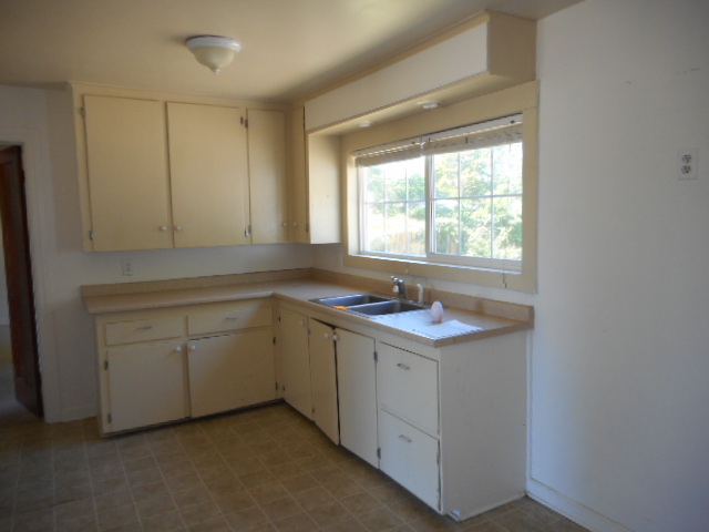 260 South 6th StreeLebanon, OR, 97355Linn County