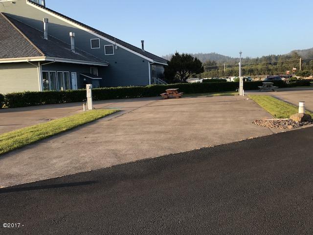 6225 N Coast Hwy Lot 151, Newport, OR 97365