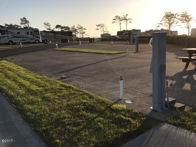 6225 N Coast Hwy Lot 151, Newport, OR 97365