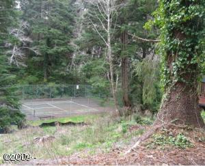23 NE IndianTrail, Lincoln City, OR 97367