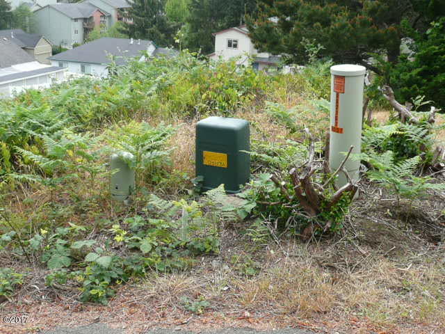 T/L 9600 SE 19th, Lincoln City, OR 97367