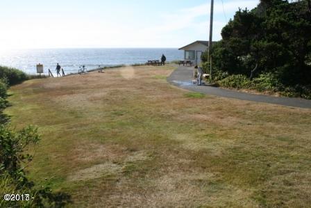 Lot #121 El Prado, Lincoln City, OR 97367