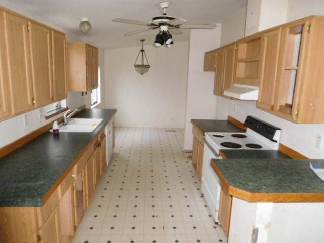 1015 Oak St #18Silverton, OR, 97381Marion County