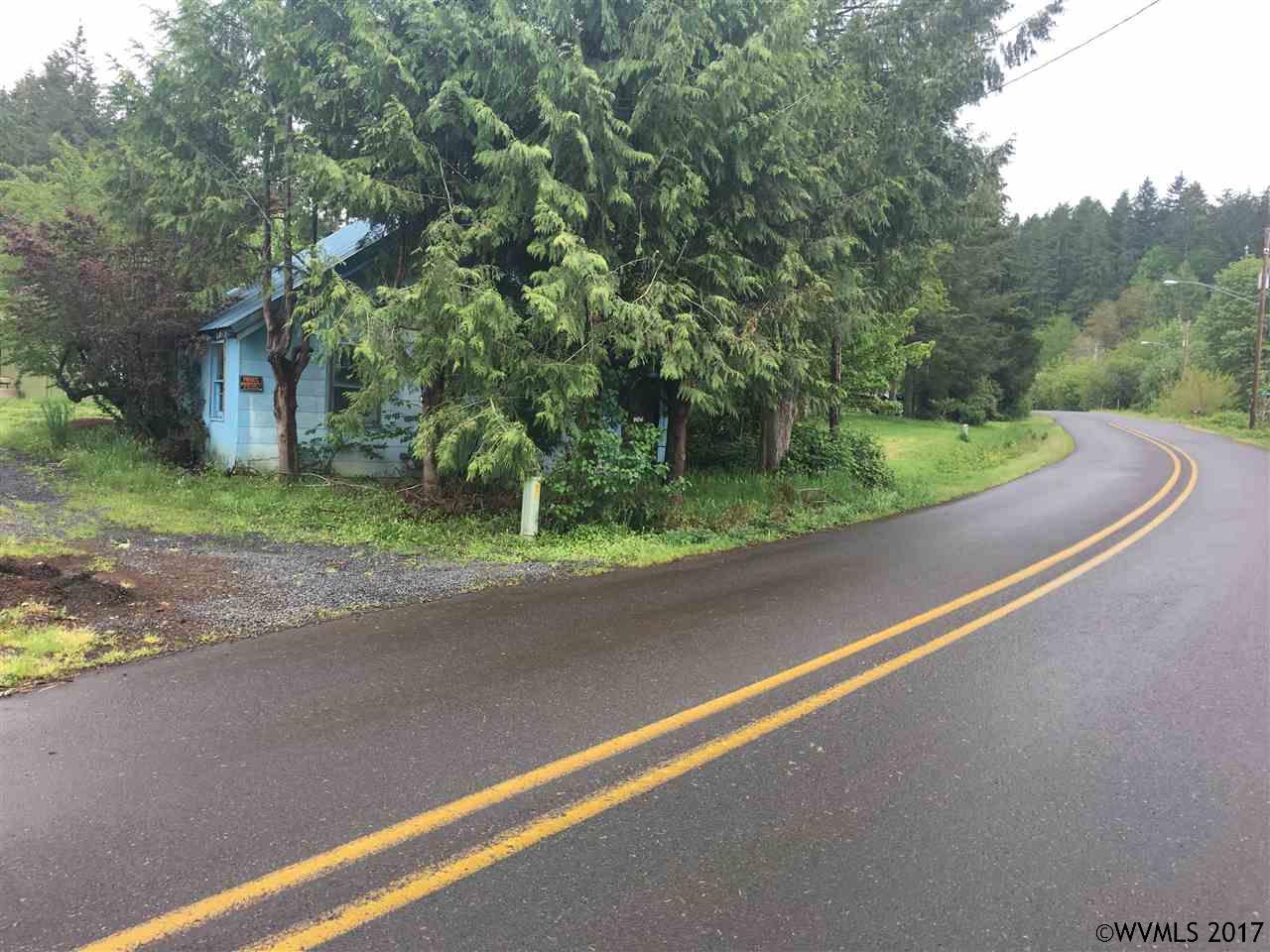 845Alder St, Sweet Home, OR 97386
