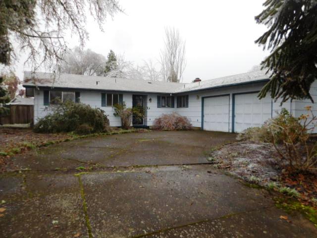 1017 Lamplite LnEugene, OR, 97402Lane County