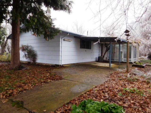 1017 Lamplite LnEugene, OR, 97402Lane County
