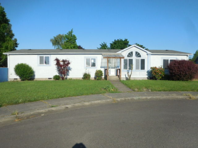 4091 Robin AveEugene, OR, 97402Lane County