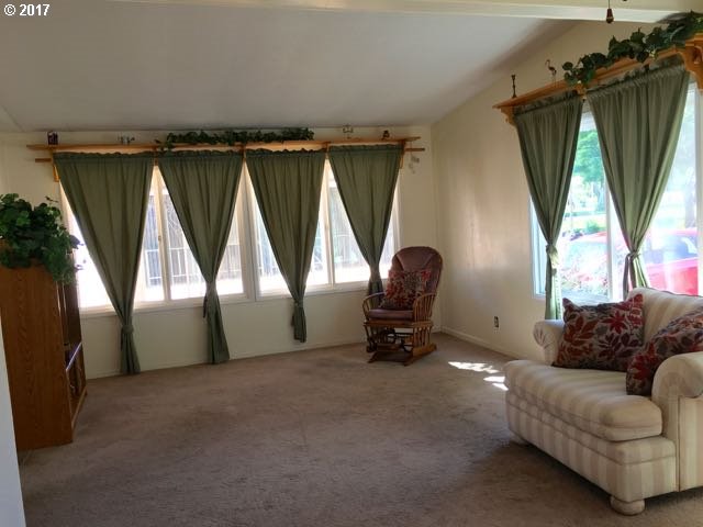 4800 BARGER DR#86, Eugene, OR 97402