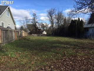 451 WILKIE ST, Eugene, OR 97402