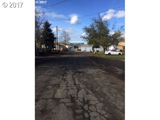 451 WILKIE ST, Eugene, OR 97402