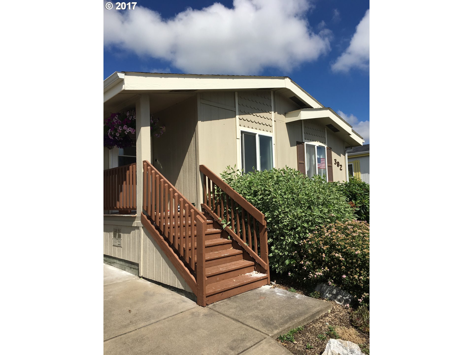 1699 N TERRY ST SPACE 392, Eugene, OR 97402