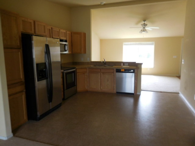 5321 Golden Eagle DrEugene, OR, 97402Lane County