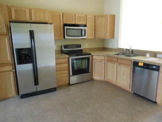 5321 Golden Eagle DrEugene, OR, 97402Lane County