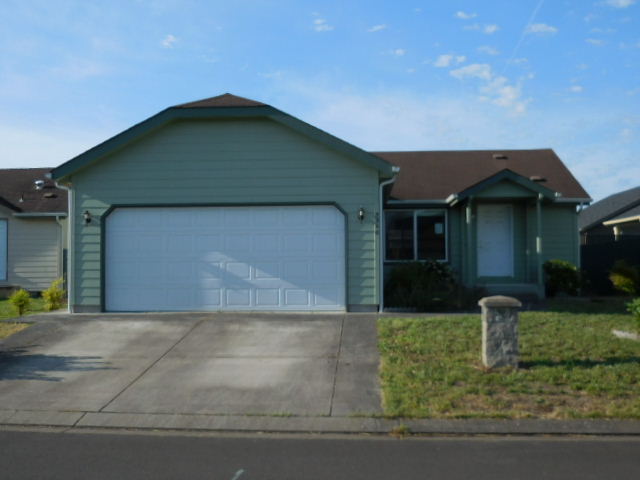 5340 Golden Eagle DrEugene, OR, 97402Lane County