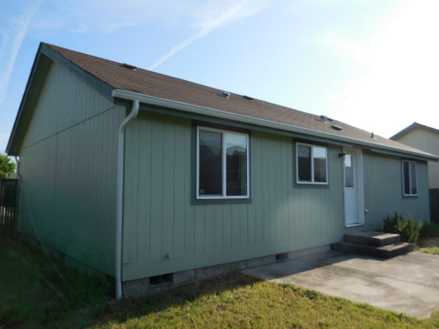 5340 Golden Eagle DrEugene, OR, 97402Lane County