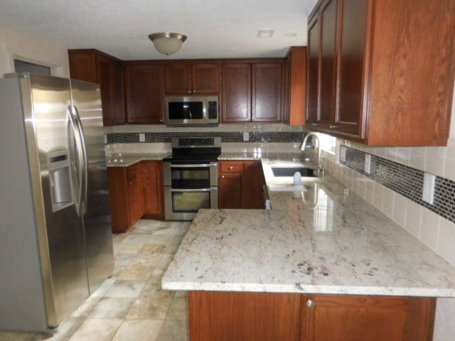 152 Hatton Ave EEugene, OR, 97404Lane County