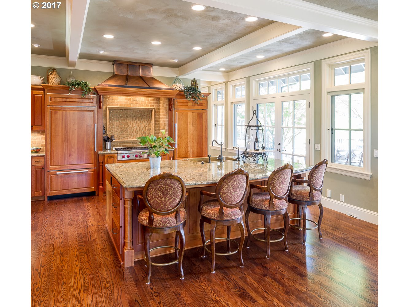 4255 SPRING BLVD, Eugene, OR 97405