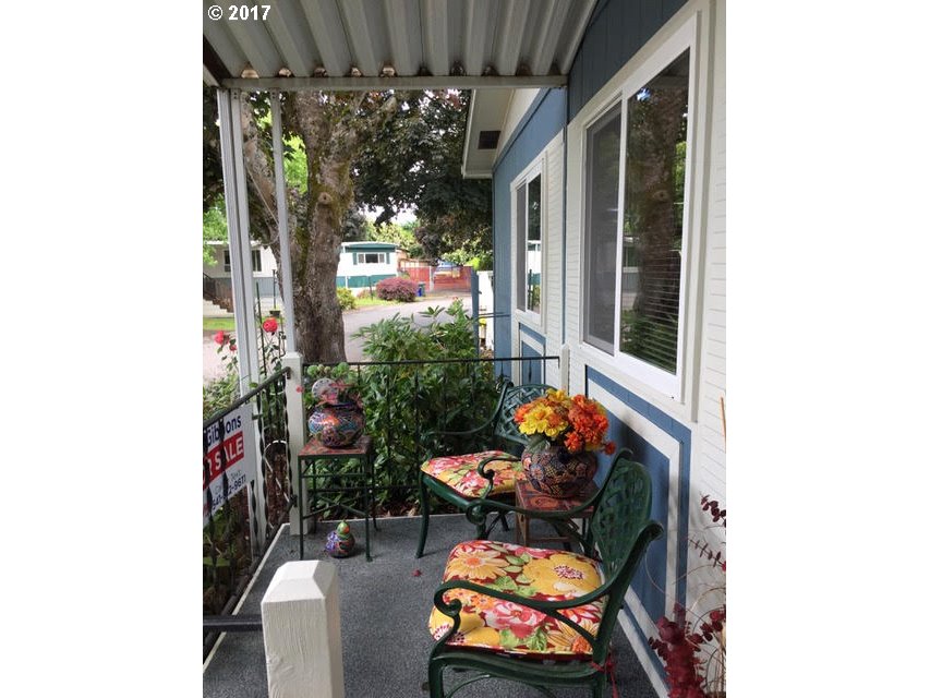 1475 GREEN ACRES RD SPACE, Eugene, OR 97408