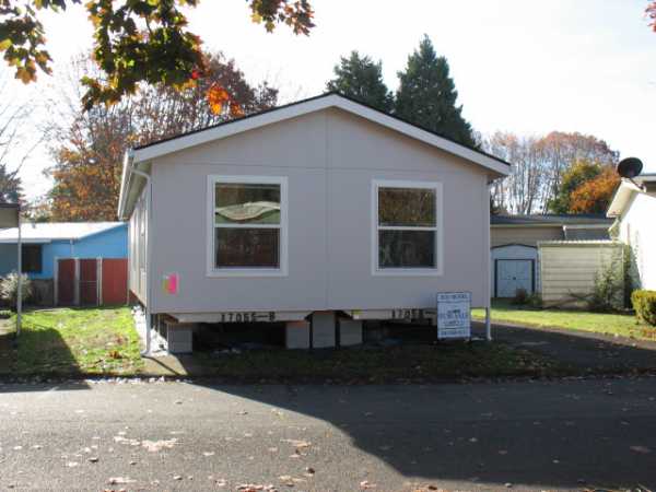 Falcon Wood Village1475 Greenacres Rd #138Eugene, OR 97408