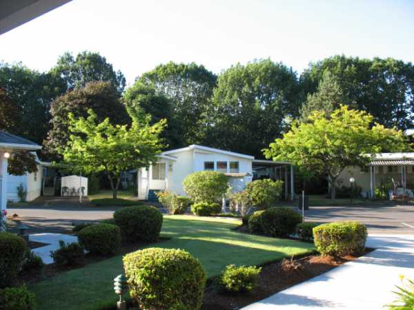 Falcon Wood Village1475 Greenacres Rd #138Eugene, OR 97408
