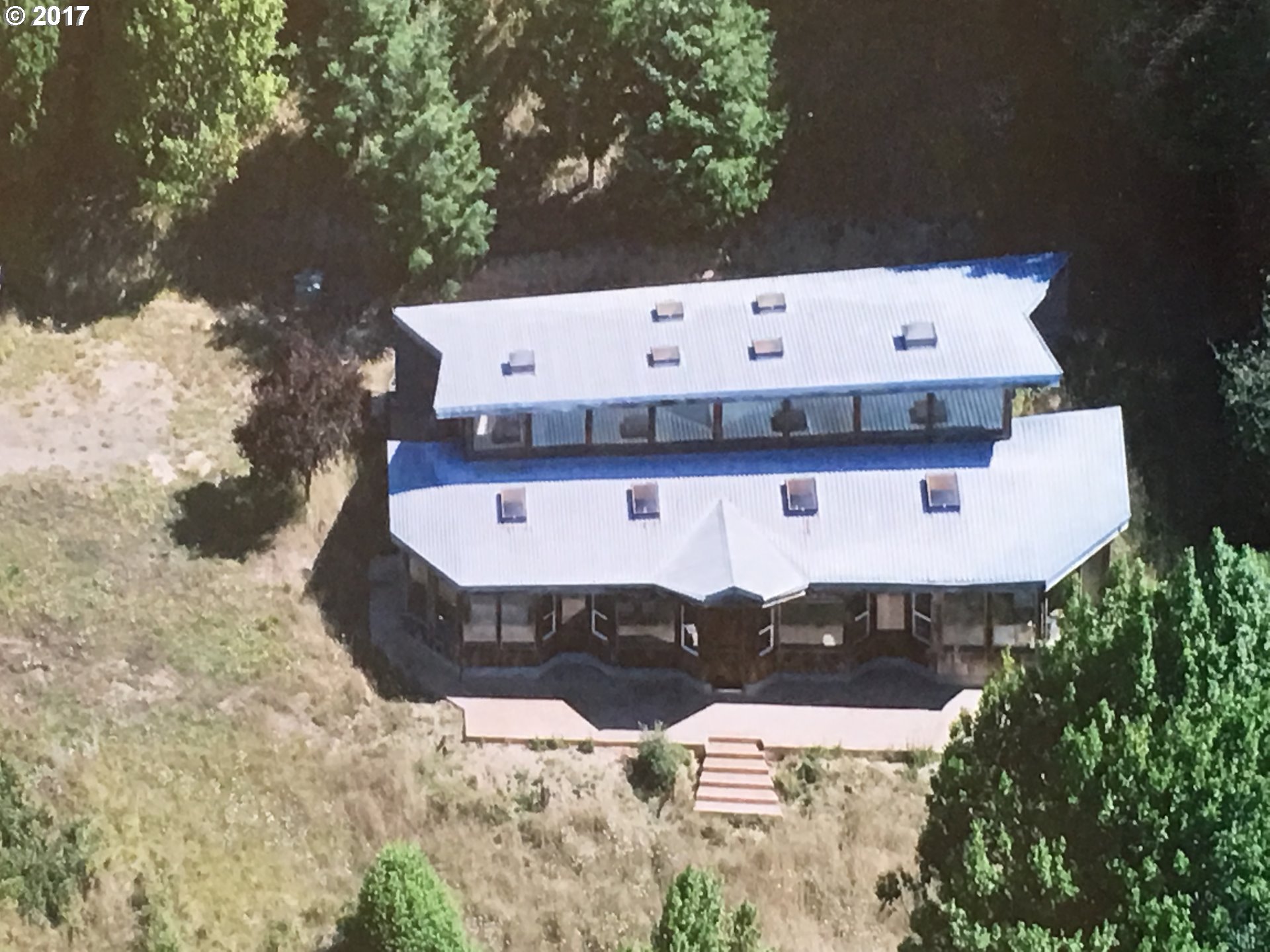 85877 NORTH BANK LN, Bandon, OR 97411