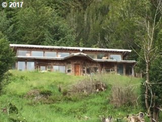 85877 NORTH BANK LN, Bandon, OR 97411