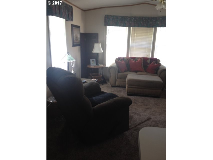 3328 PACIFIC LOOP, Coos Bay, OR 97420