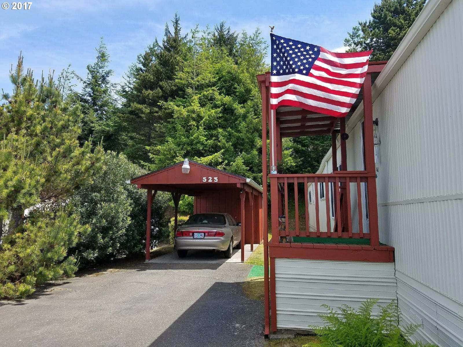 525 Puerto Vista Dr, Coos Bay, OR 97420