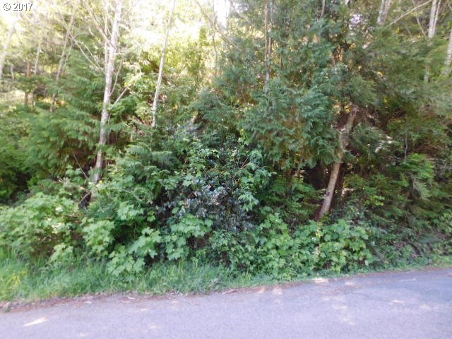 0 17th, Coos Bay, OR 97420