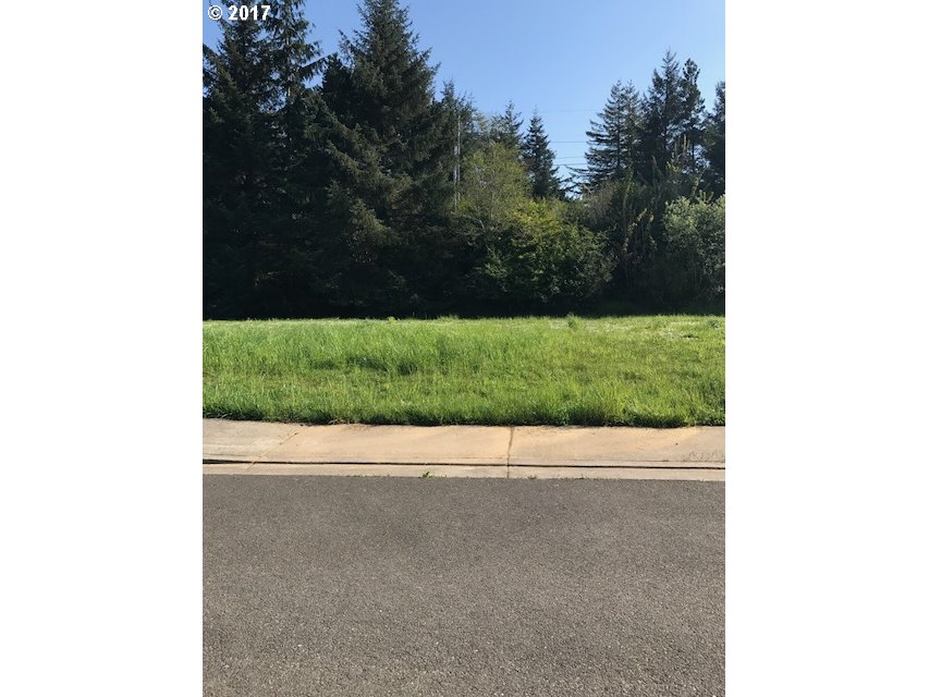 0 Pennsylvania PL 611, Coos Bay, OR 97420