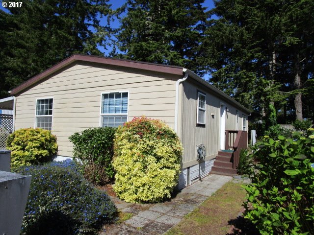 510 SHOREPINES CT, Coos Bay, OR 97420