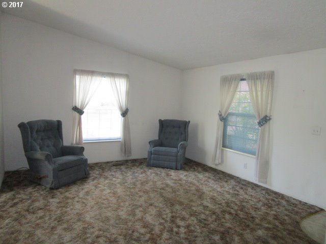 510 SHOREPINES CT, Coos Bay, OR 97420