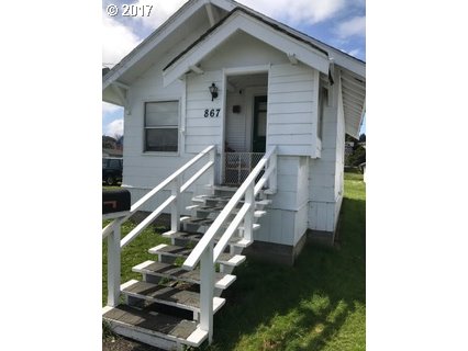 867 S 2ND, Coos Bay, OR 97420