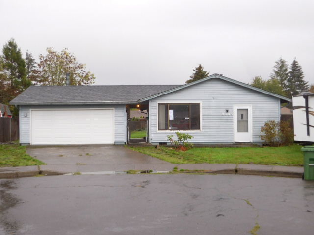 1829 Carver PlCottage Grove, OR, 97424Lane County