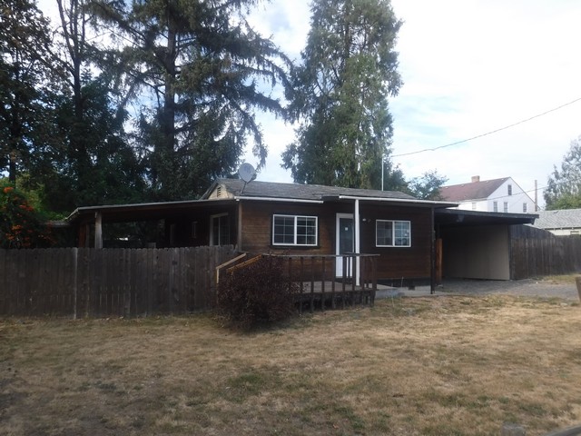135 Hult AveDillard, OR, 97432Douglas County