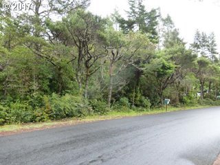 5350 KNOLL WAY 1, Florence, OR 97439