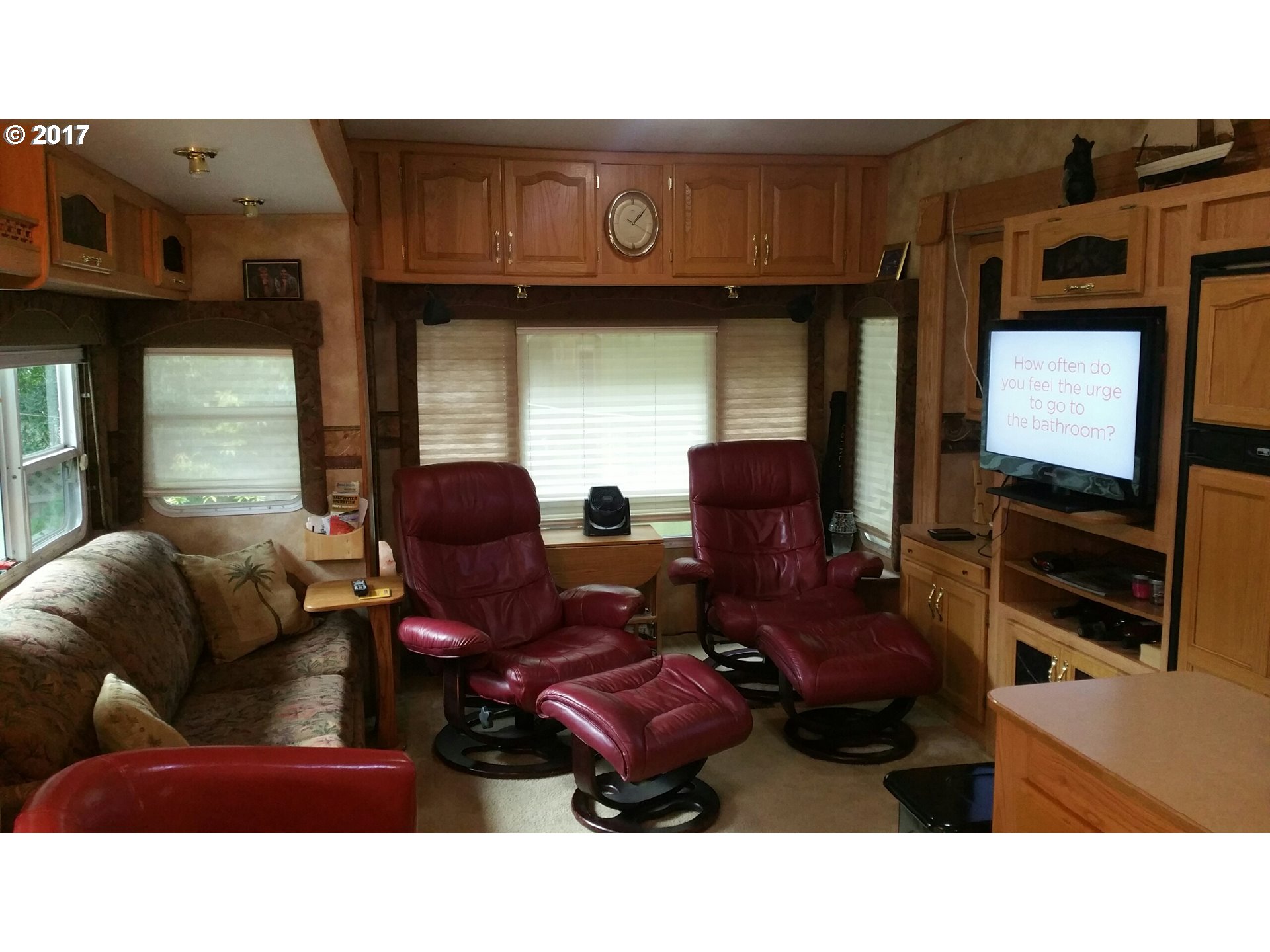 50 EASY ST, Florence, OR 97439