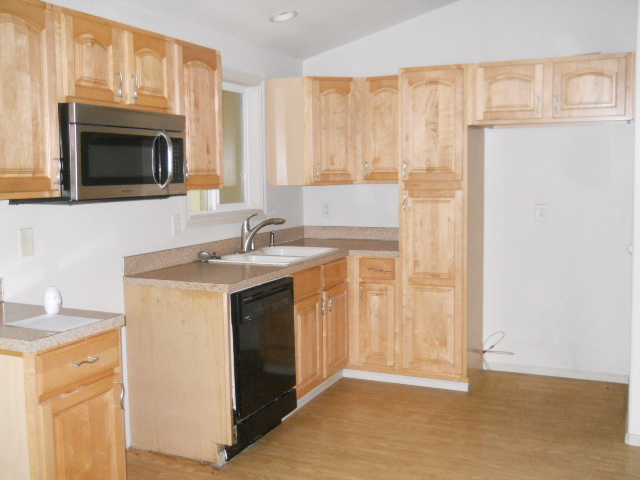 5841 Mercer Creek DrFlorence, OR, 97439Lane County