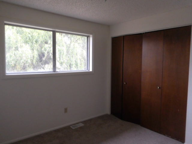 915 Lasalle StreetHarrisburg, OR, 97446Linn County