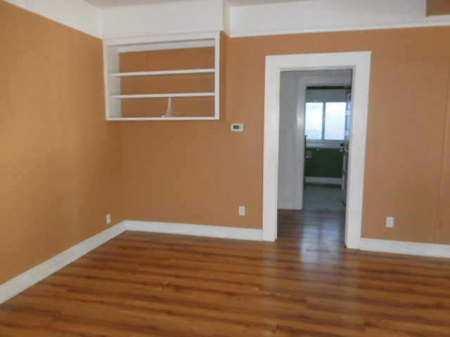 877 Laurel StJunction City, OR, 97448Lane County