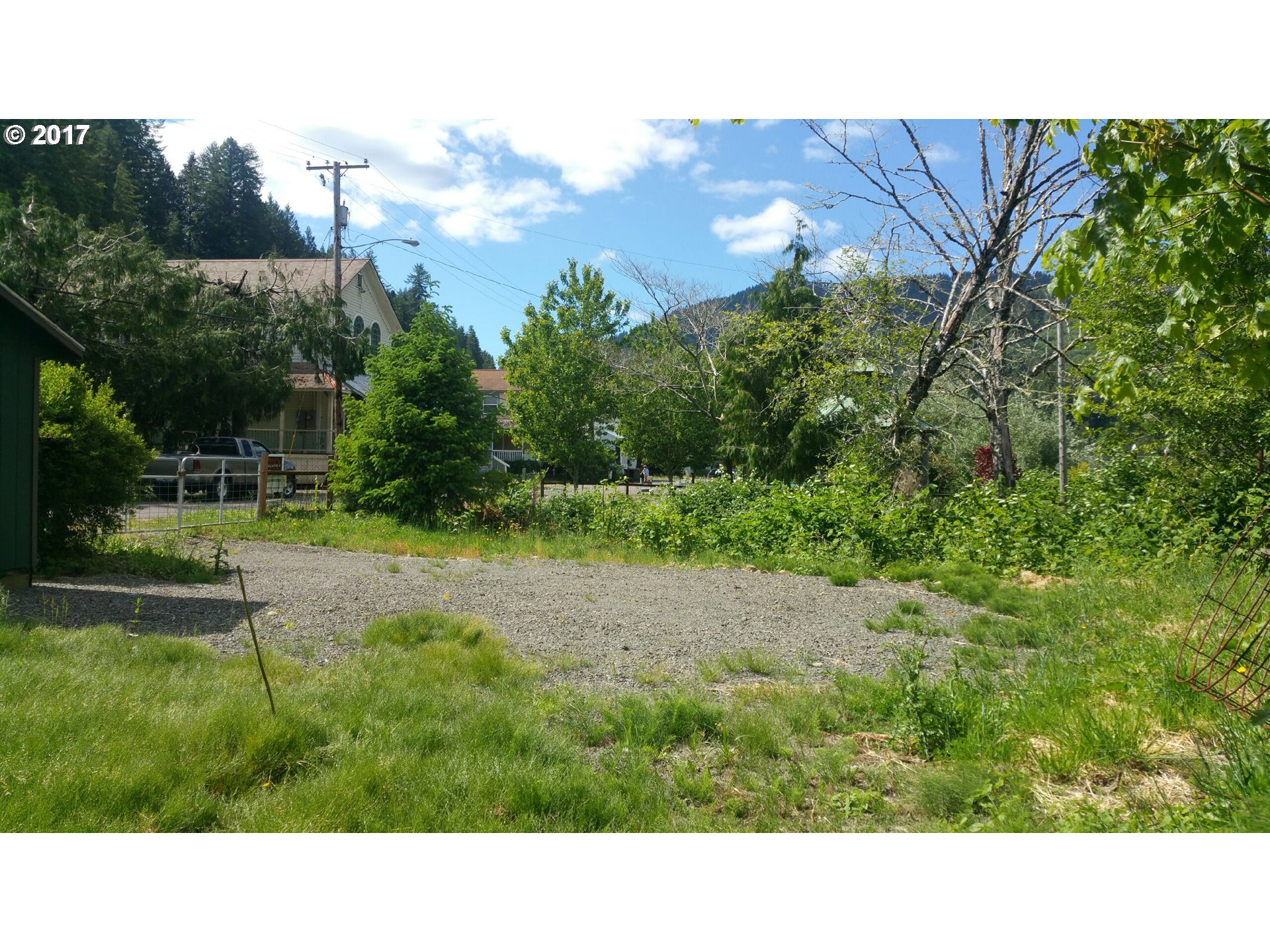 RIVER VIEW AVE 1800, Mapleton, OR 97453