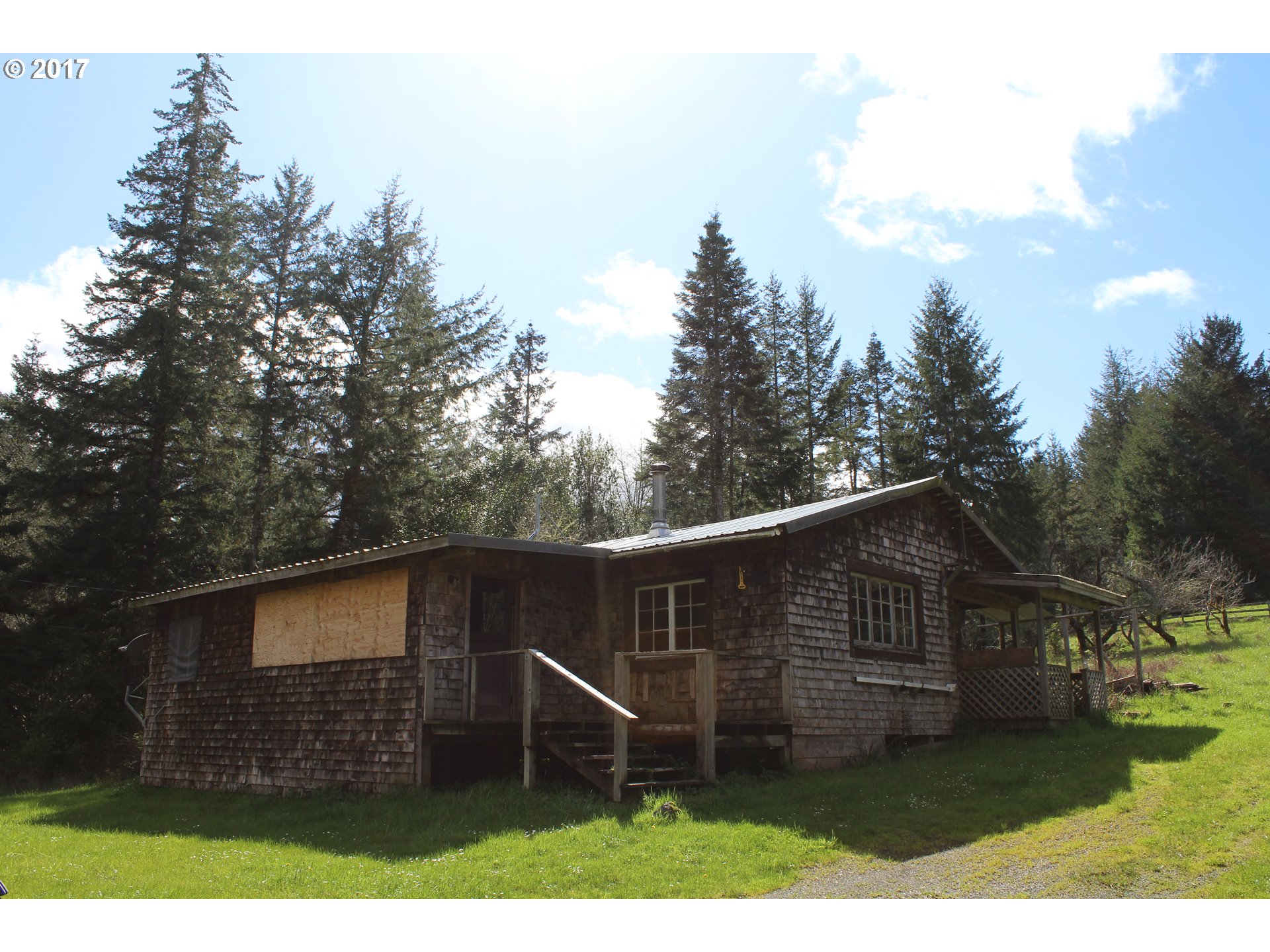 47824 Dement Crk RD, Myrtle Point, OR 97458