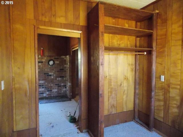 54364 OLD BROADBENT RD, Myrtle Point, OR 97458