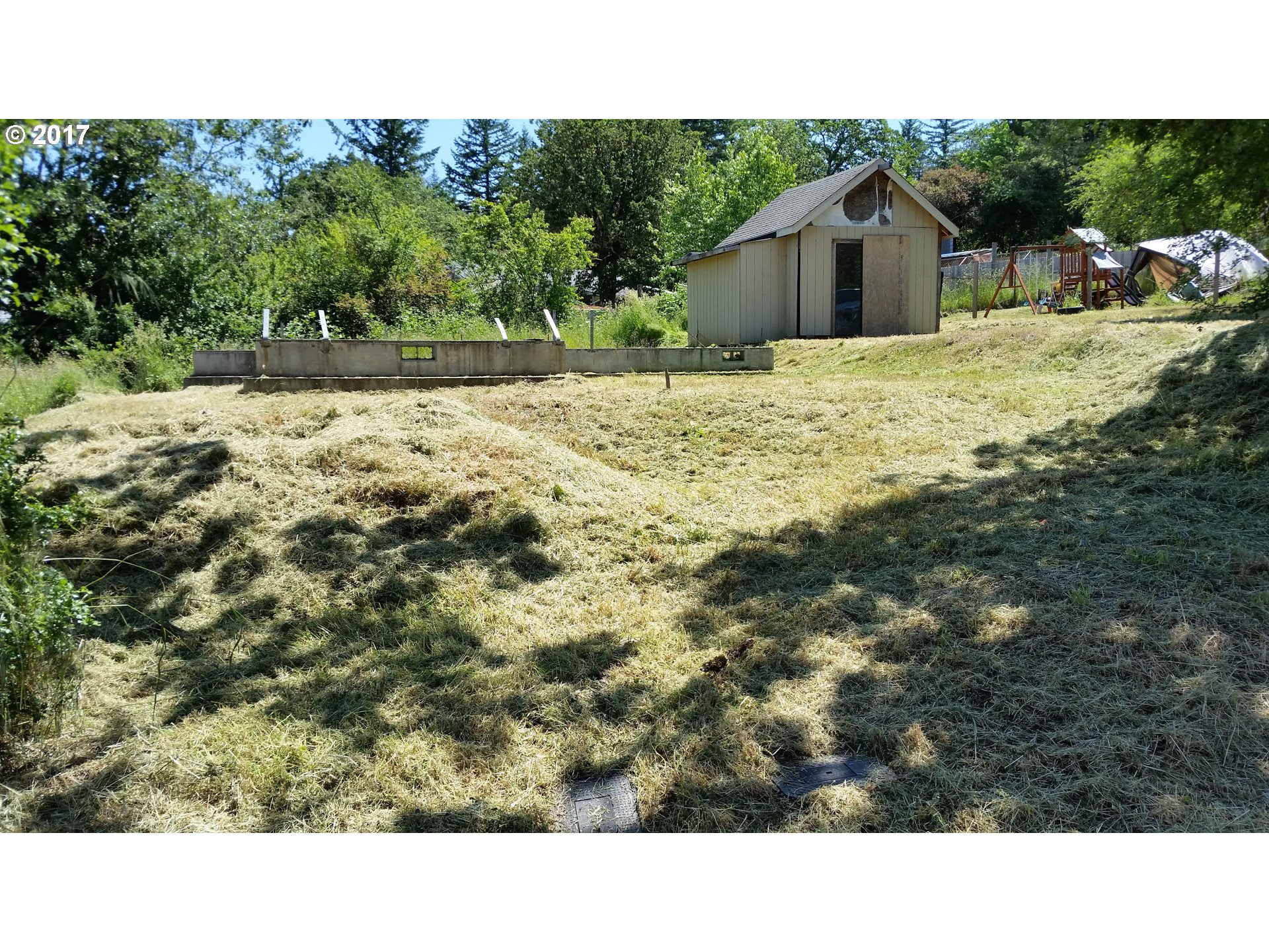 318 WELLS LN, Oakland, OR 97462