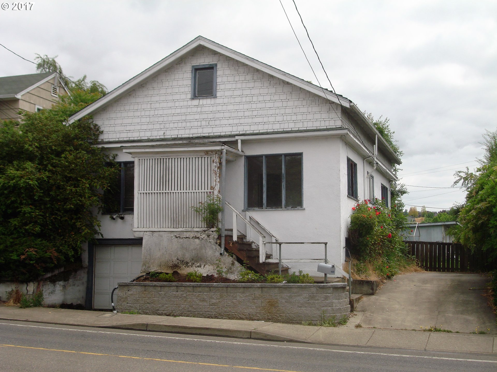 433 NE WINCHESTER ST, Roseburg, OR 97470