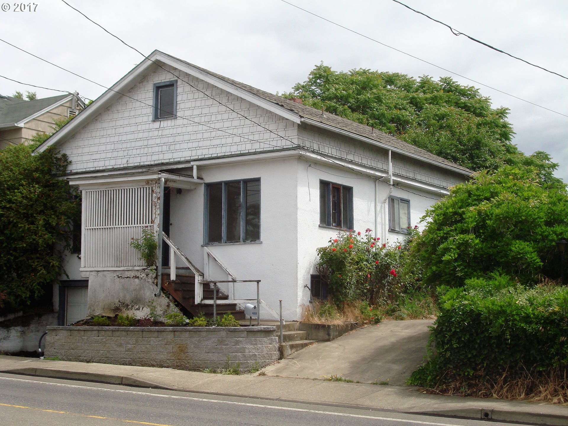 433 NE WINCHESTER ST, Roseburg, OR 97470