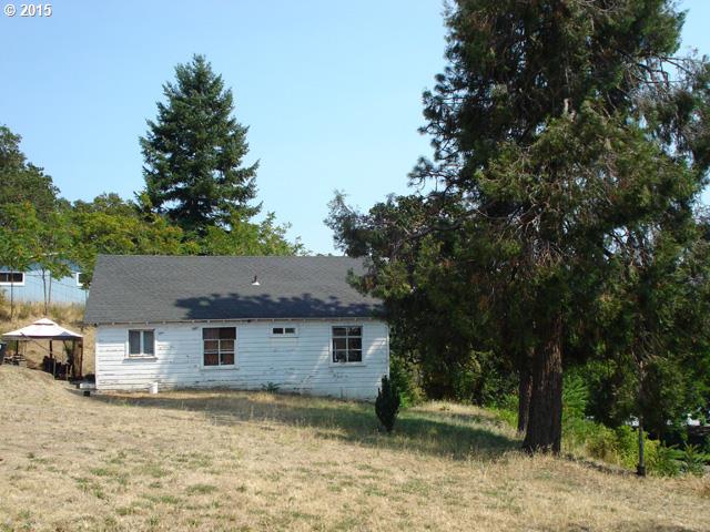 931 NE WINCHESTER ST, Roseburg, OR 97470