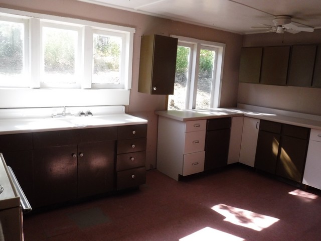 2056 NE Oswego AvenueRoseburg, OR, 97470Douglas County