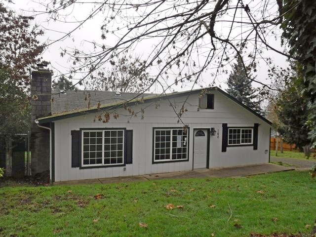 208 W Amanda StRoseburg, OR, 97471Douglas County
